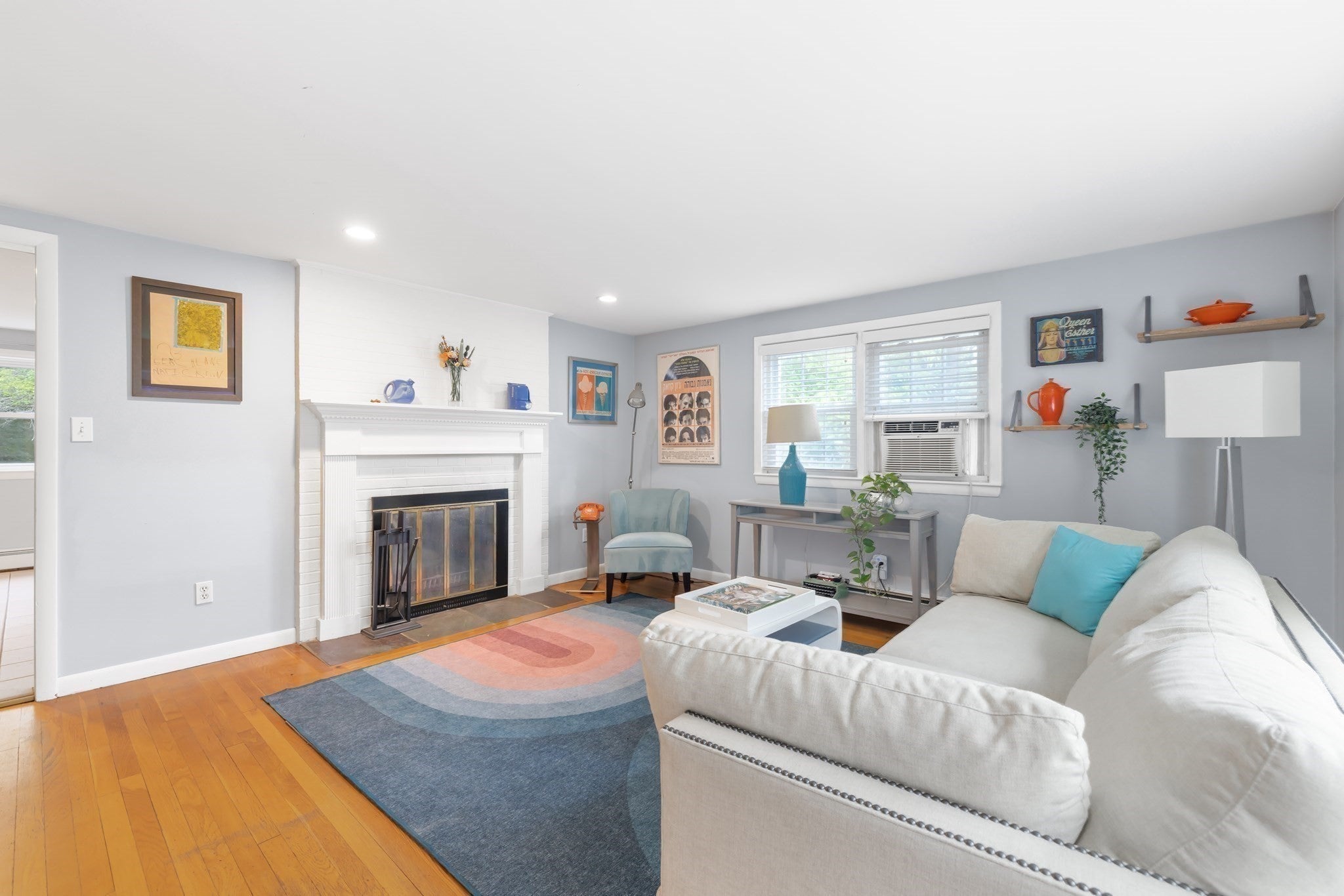23 Leach Ln