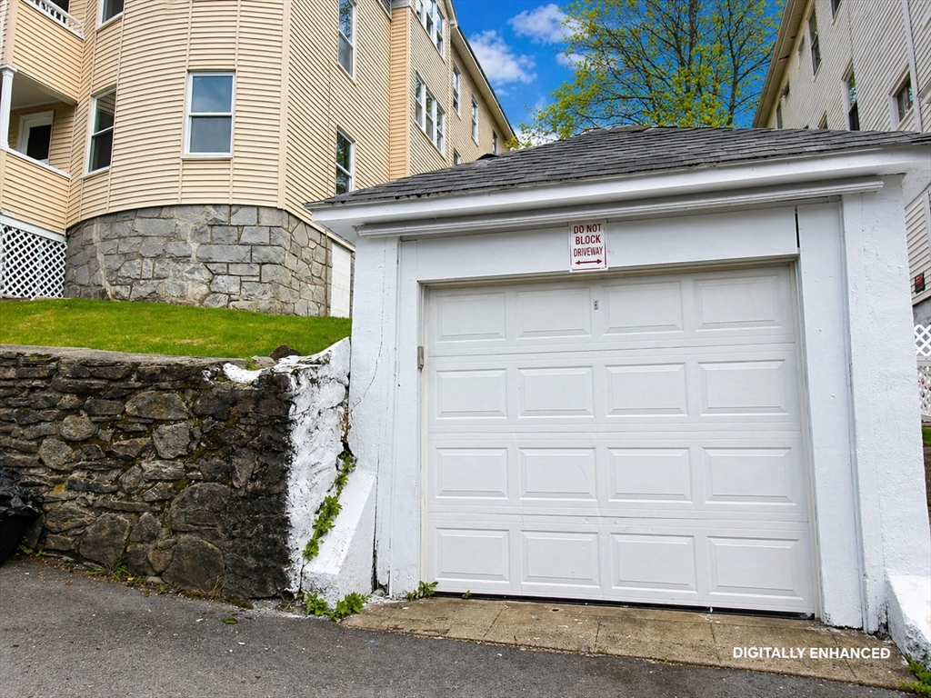10 Hillside Street, Worcester, MA Photo #27
