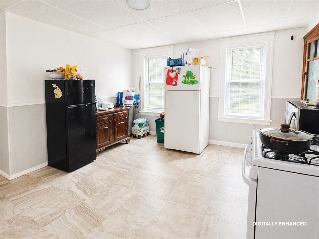 10 Hillside Street, Worcester, MA Photo #21