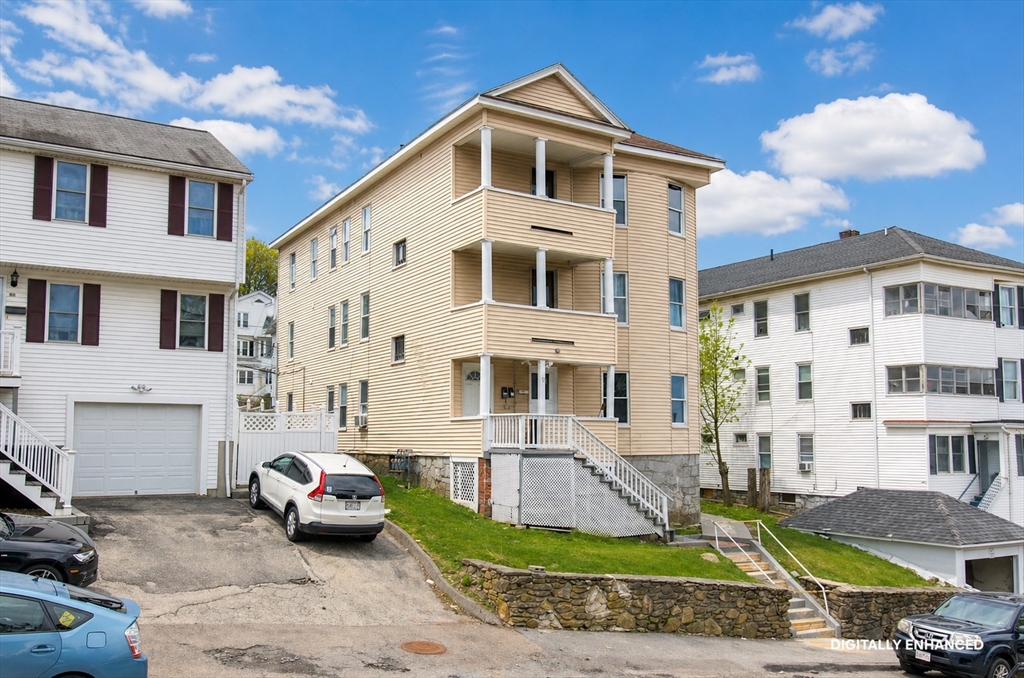 Photo of 10 Hillside Street, Worcester, MA
