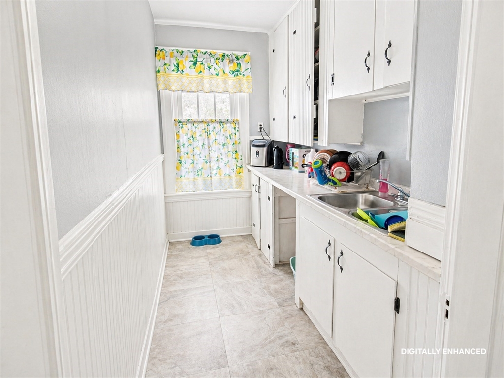 10 Hillside Street, Worcester, MA Photo #17