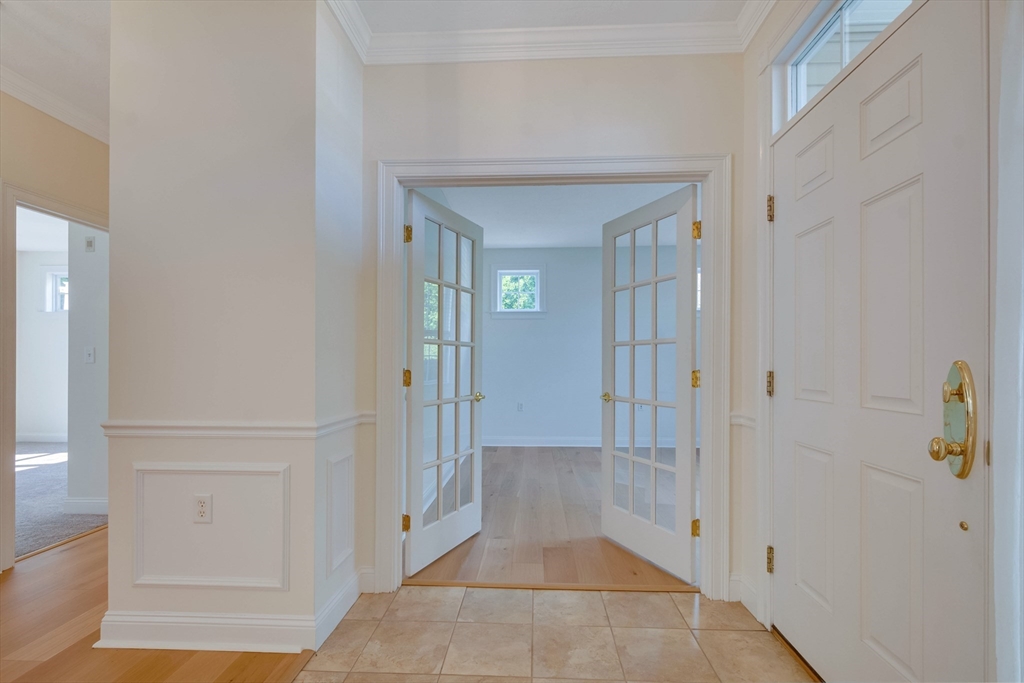 102 Candlewood Ln 102