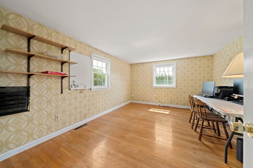 20 Worcester Dr, Norwood, MA, 20 Worcester Dr, Norwood, MA Photo #25