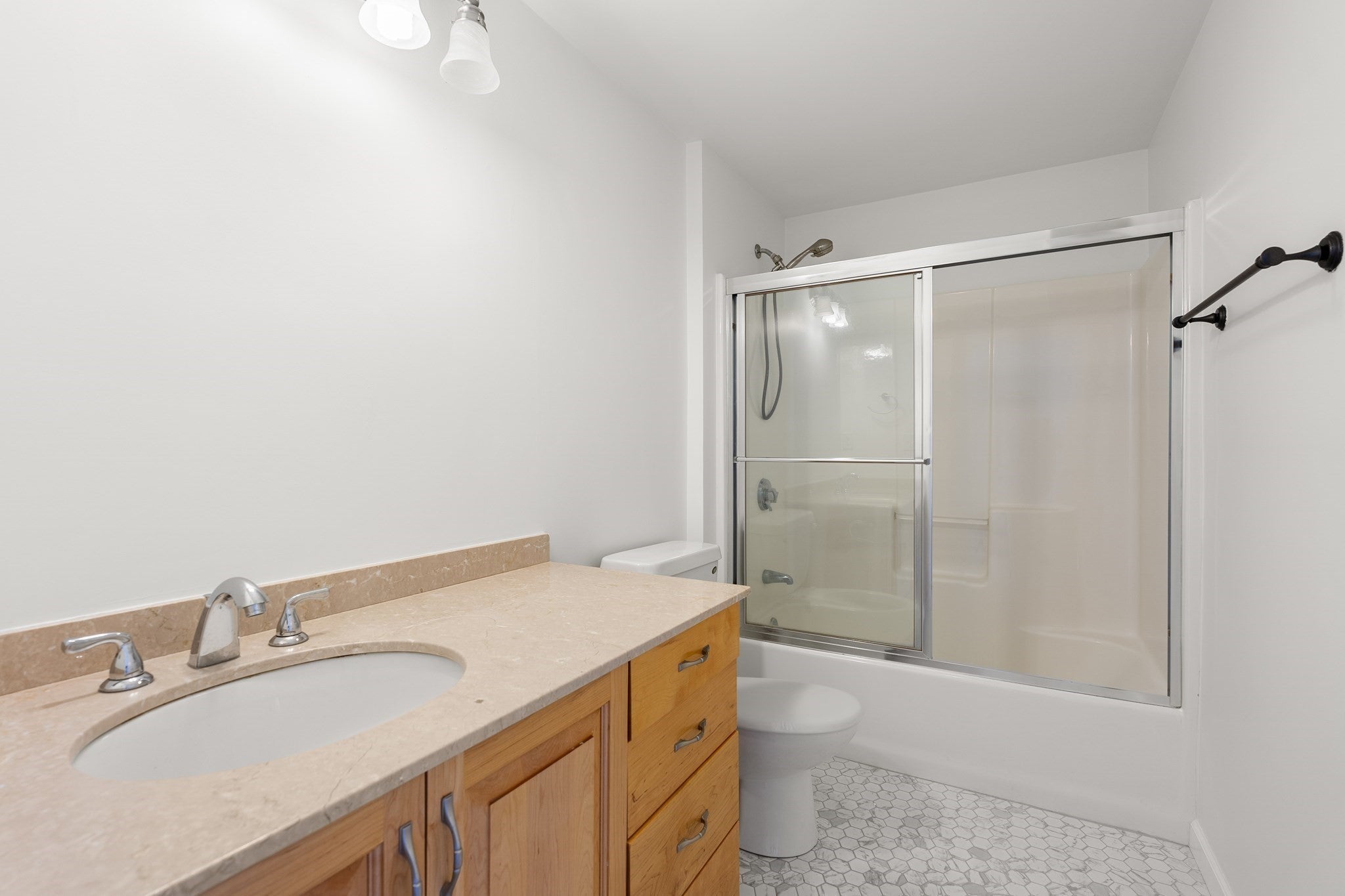 24 Glenwood Avenue #3, Walpole, MA, 24 Glenwood Avenue #3, Walpole, MA Photo #38