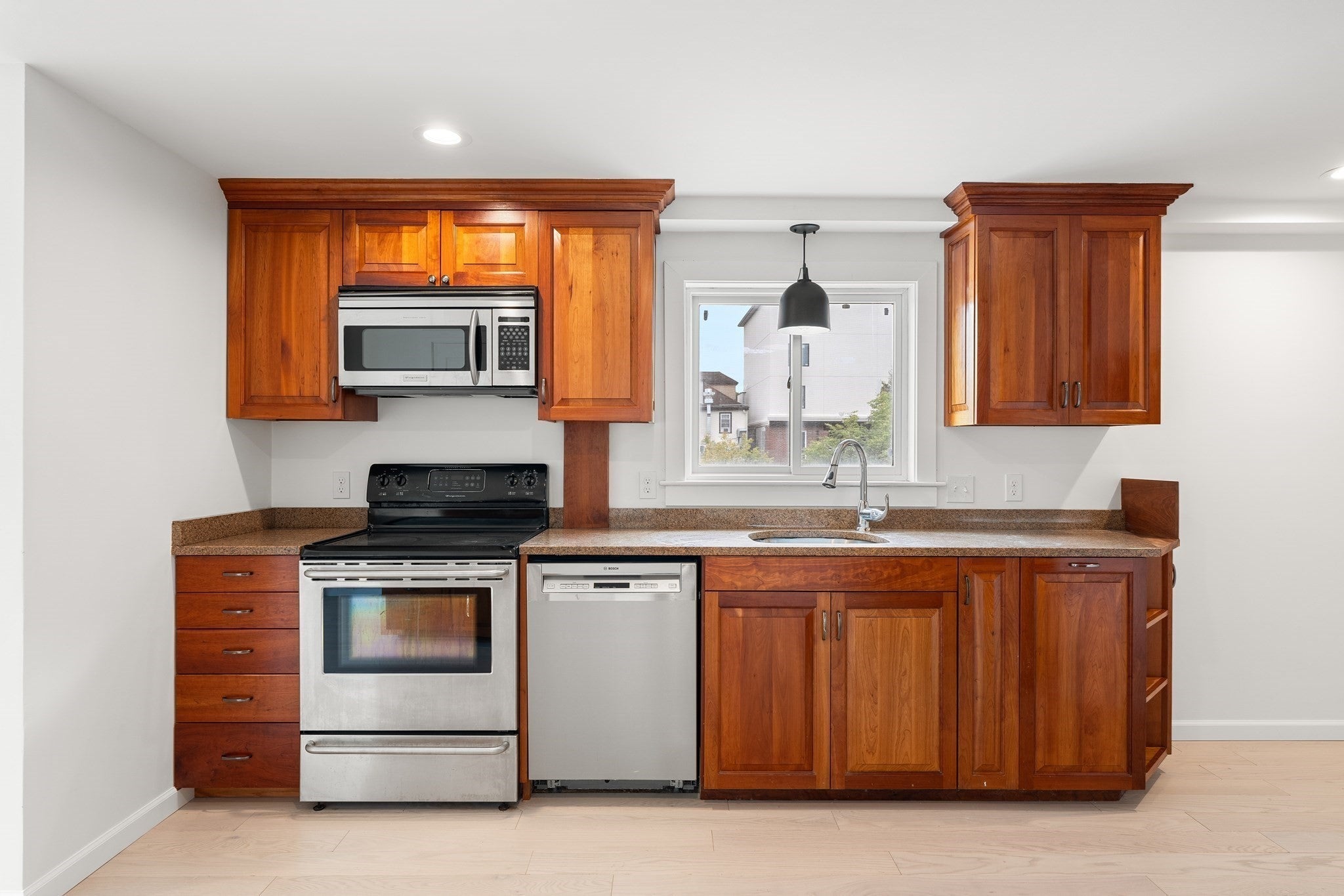 24 Glenwood Avenue #3, Walpole, MA, 24 Glenwood Avenue #3, Walpole, MA Photo #19