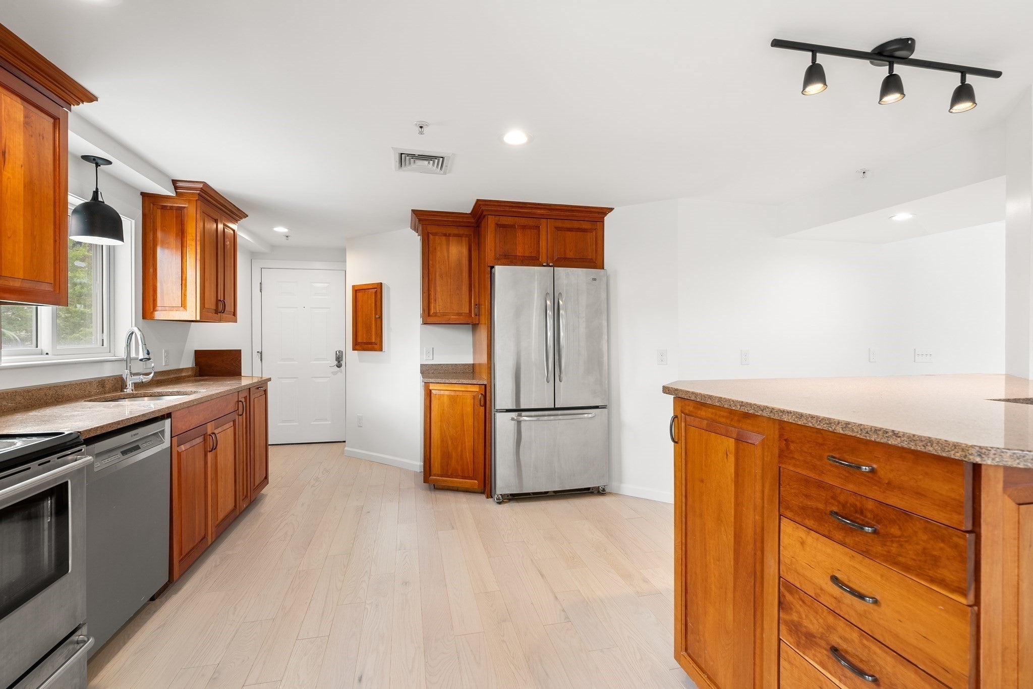 24 Glenwood Avenue #3, Walpole, MA, 24 Glenwood Avenue #3, Walpole, MA Photo #20
