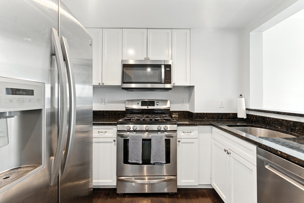 1 Nassau St 1308