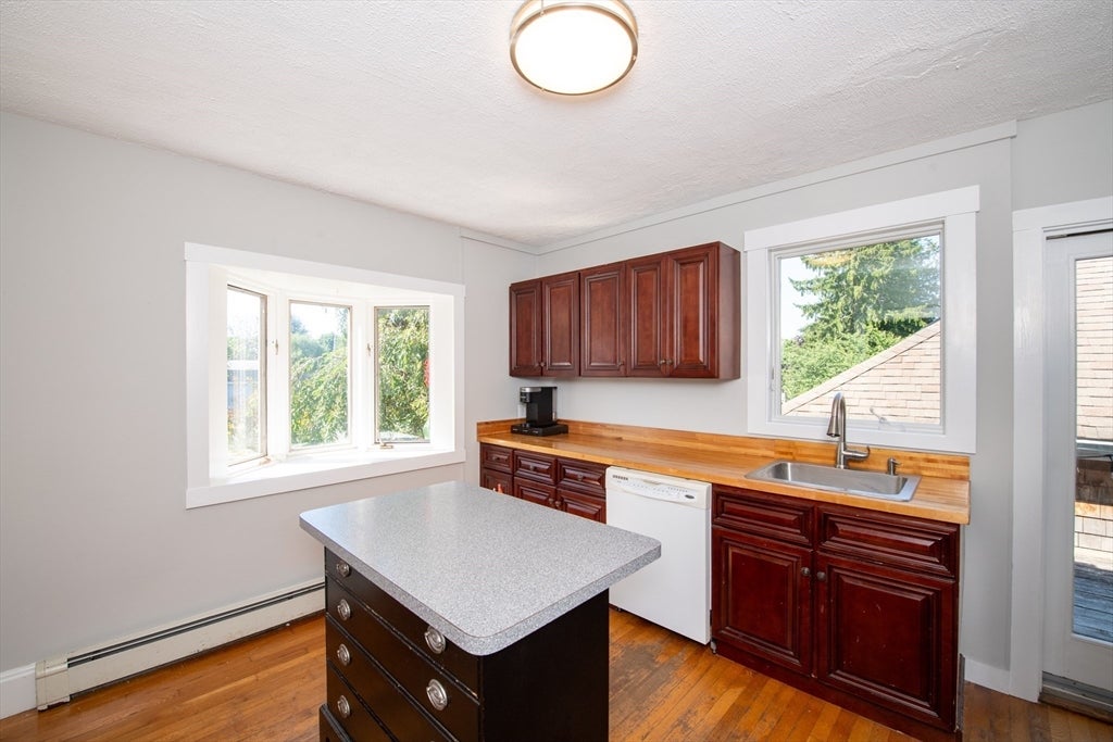 364 Alden Rd, Fairhaven, MA Photo #8