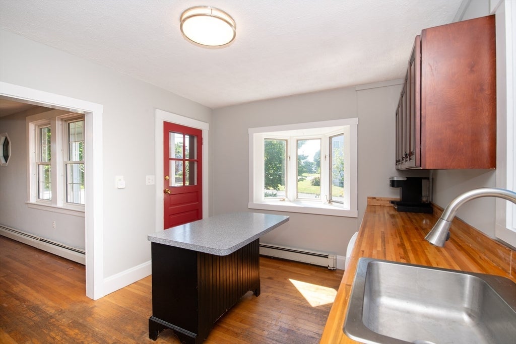 364 Alden Rd, Fairhaven, MA Photo #7