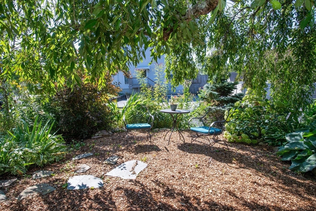 364 Alden Rd