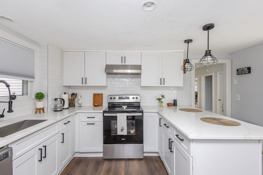9 Lawrence St #1, Woburn, MA, 9 Lawrence St #1, Woburn, MA Photo #4