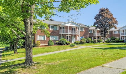 41 Bayberry Dr 4 Sharon MA 02067