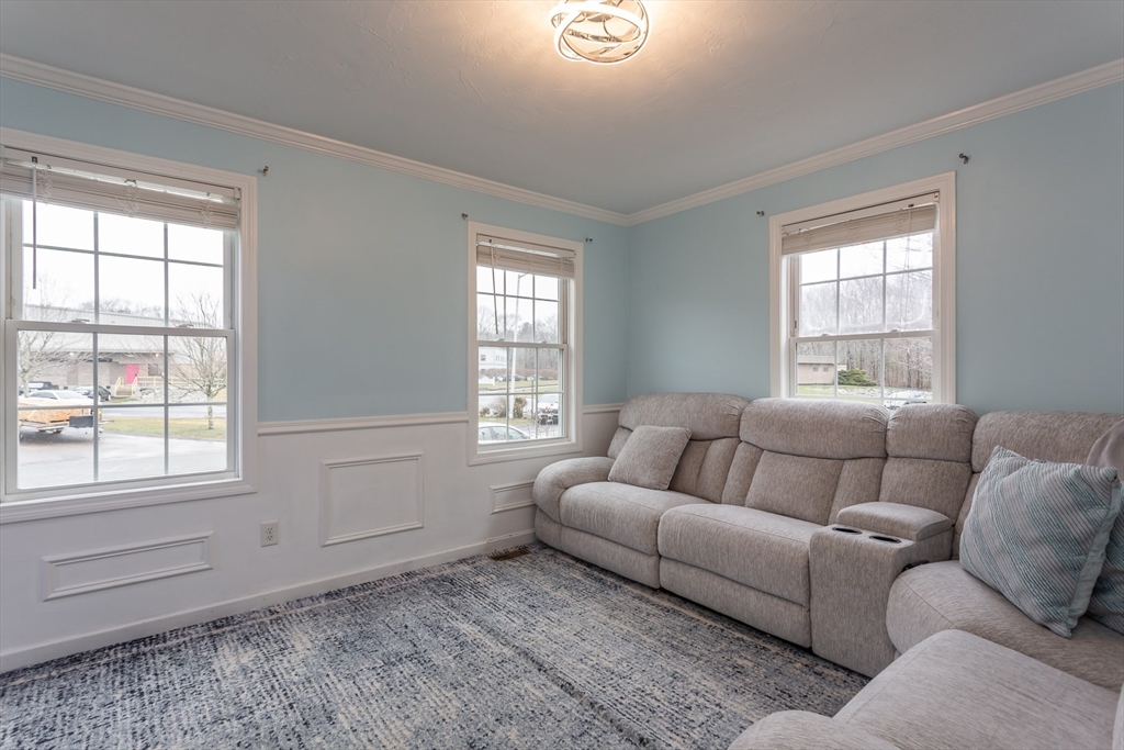 115 Forge River Pkwy