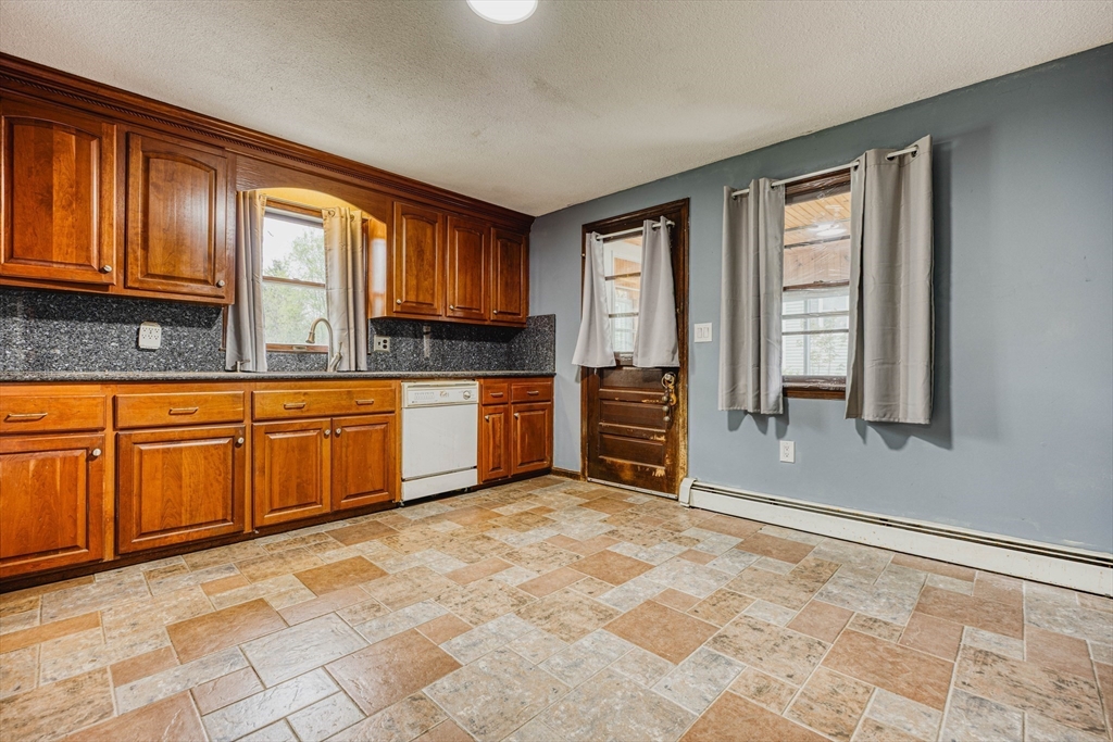 31 Raven Rd, Dracut, MA Photo #11