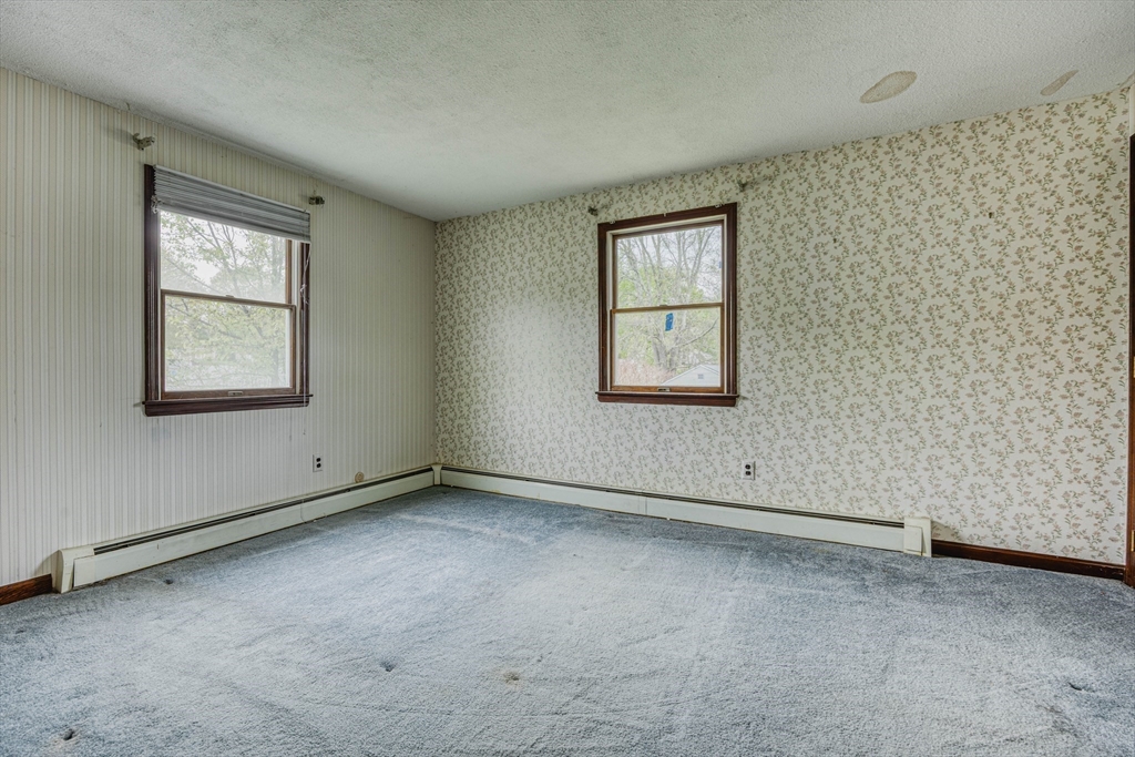 31 Raven Rd, Dracut, MA Photo #24
