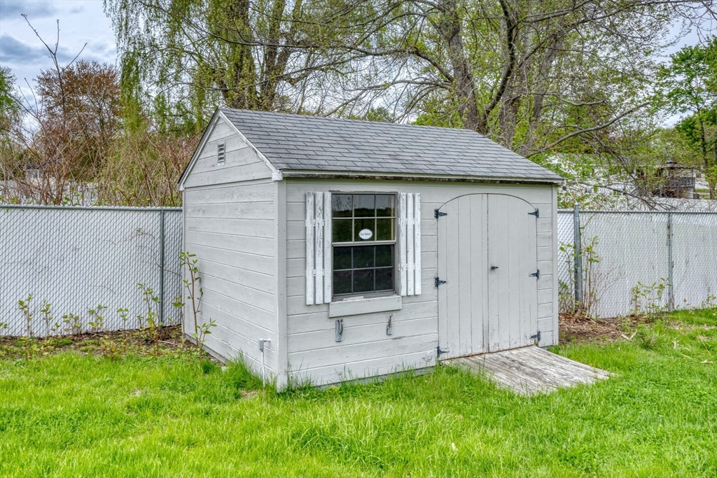 31 Raven Rd