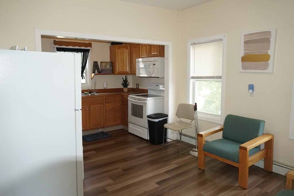 170 Middleboro Ave #2, Taunton, MA, 170 Middleboro Ave #2, Taunton, MA Photo #4