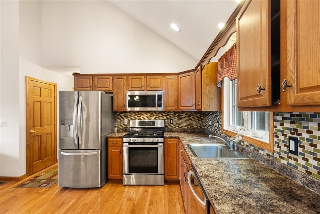 49 Harmony Crossing, East Bridgewater, MA, 49 Harmony Crossing, East Bridgewater, MA Photo #10