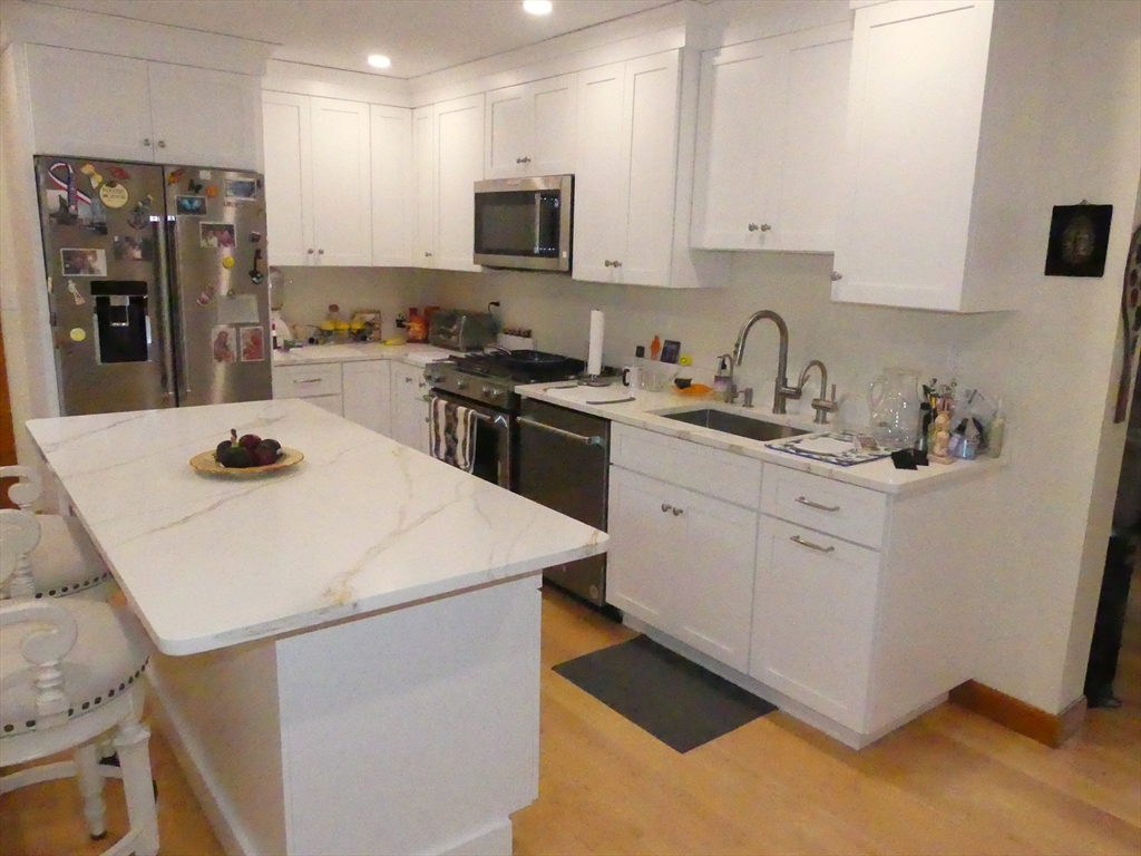 14 Lawrence St, Beverly, MA Photo #5