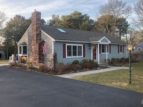 Photo of 19 Spinnaker Ln, Bourne, MA 02559 (MLS # 73546382)