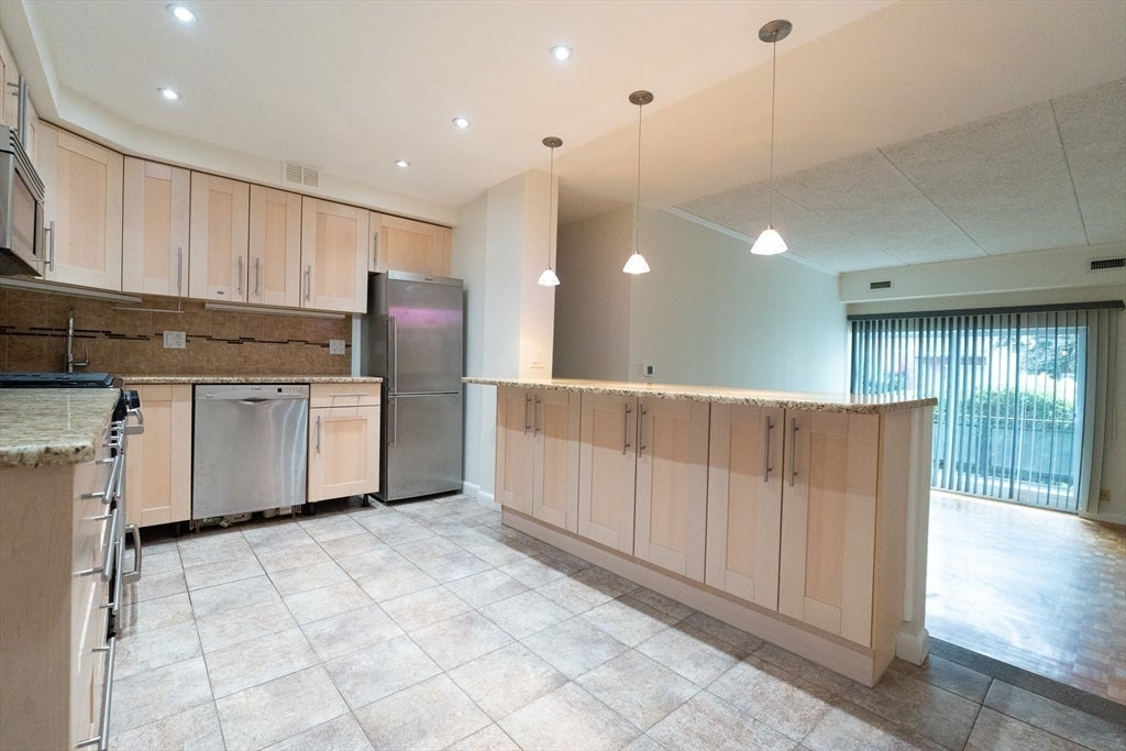 44 Broadlawn Park #20, Boston, MA, 44 Broadlawn Park #20, Boston, MA Photo #6
