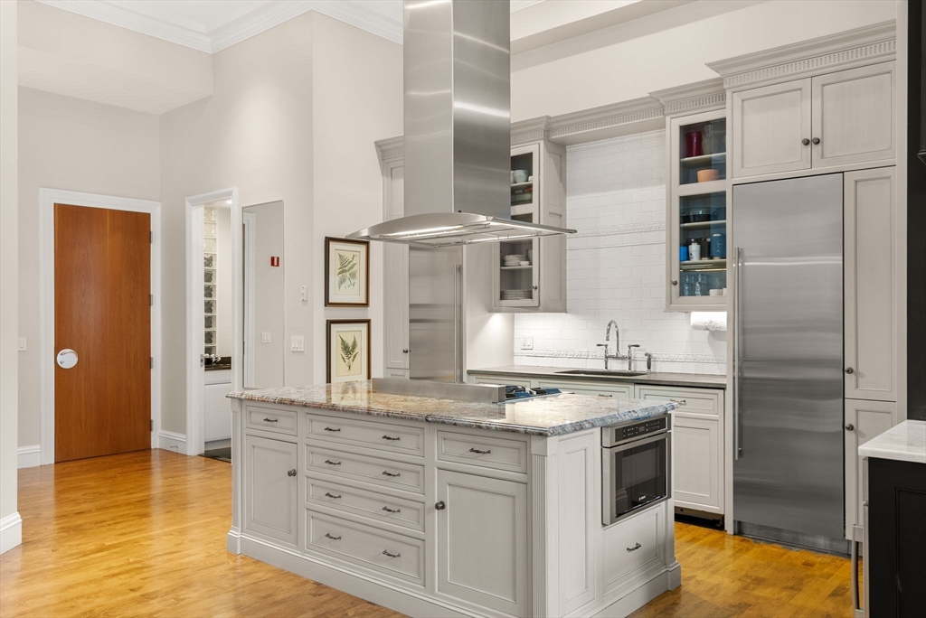 219-223 Columbus Ave 203