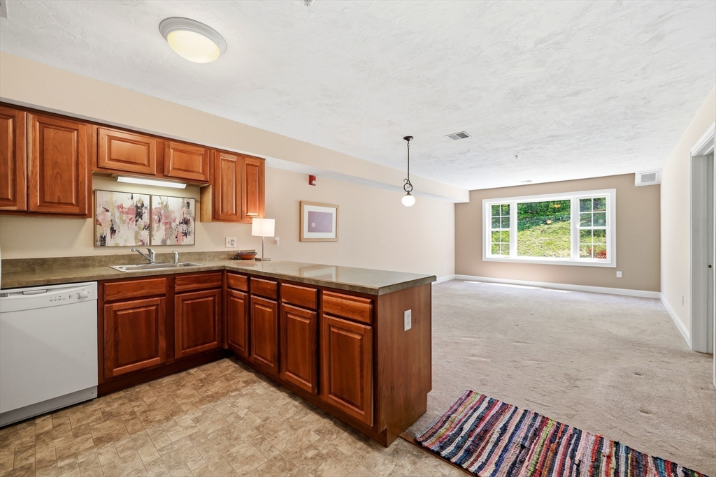 24 Greenleaves Road 413