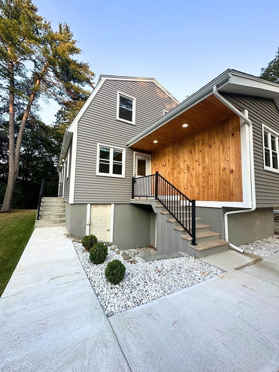 166 Forest St