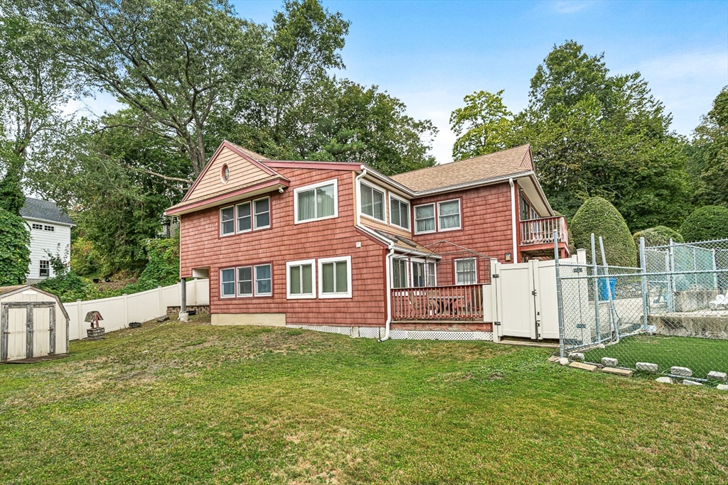 1 Ludlow Ave