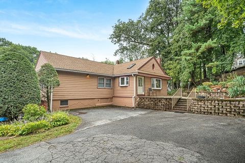 1 Ludlow Ave Wakefield MA 01880