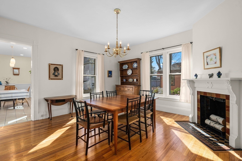 24 Otis St 24