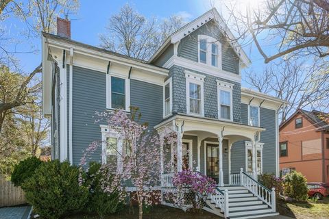 24 Otis St 24 Watertown MA 02472