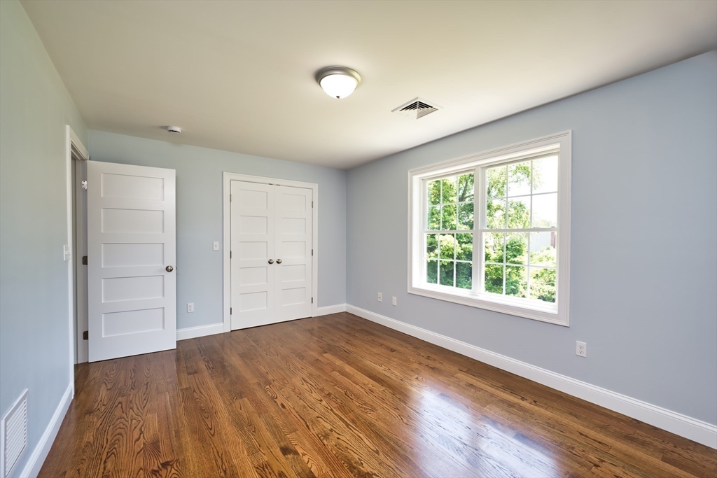 526 Old Warren Road