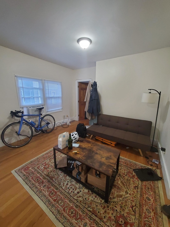 185 Beacon St #1, Somerville, MA Photo #4