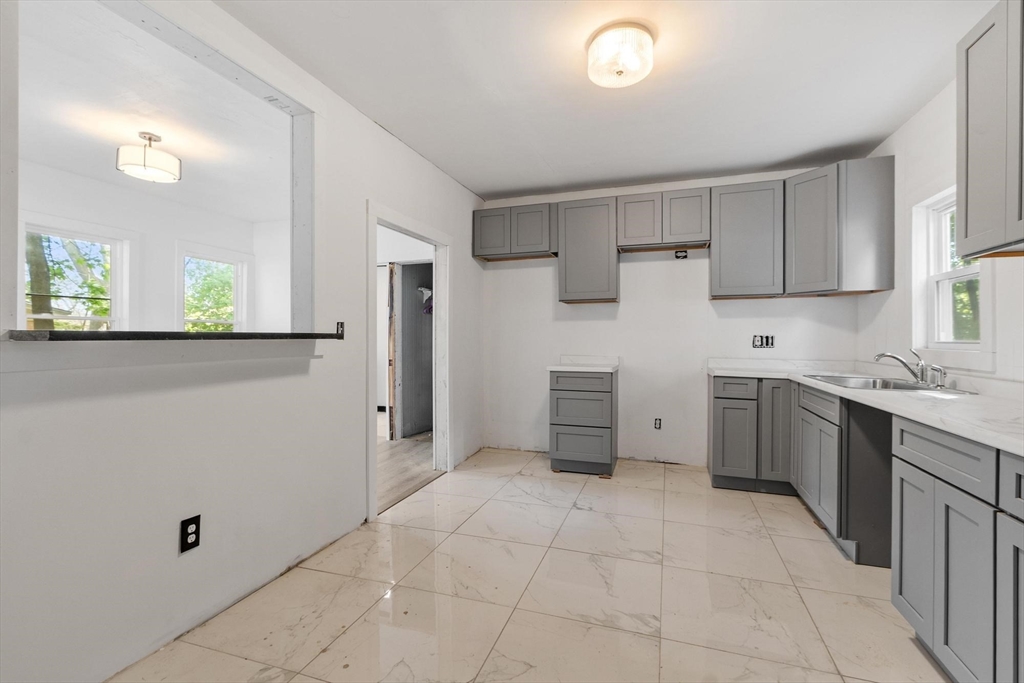 15 Redman Pl, Fitchburg, MA Photo #16