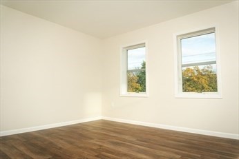 680 South East St, Holyoke, MA Photo #9