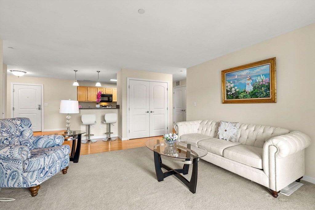 33 Westchester Drive #304, Haverhill, MA, 33 Westchester Drive #304, Haverhill, MA Photo #11
