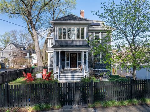 Photo of 155 Prospect St, Northampton, MA 01060 (MLS # 73504632)