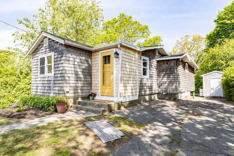 37 Raleigh Road Weymouth MA 02189