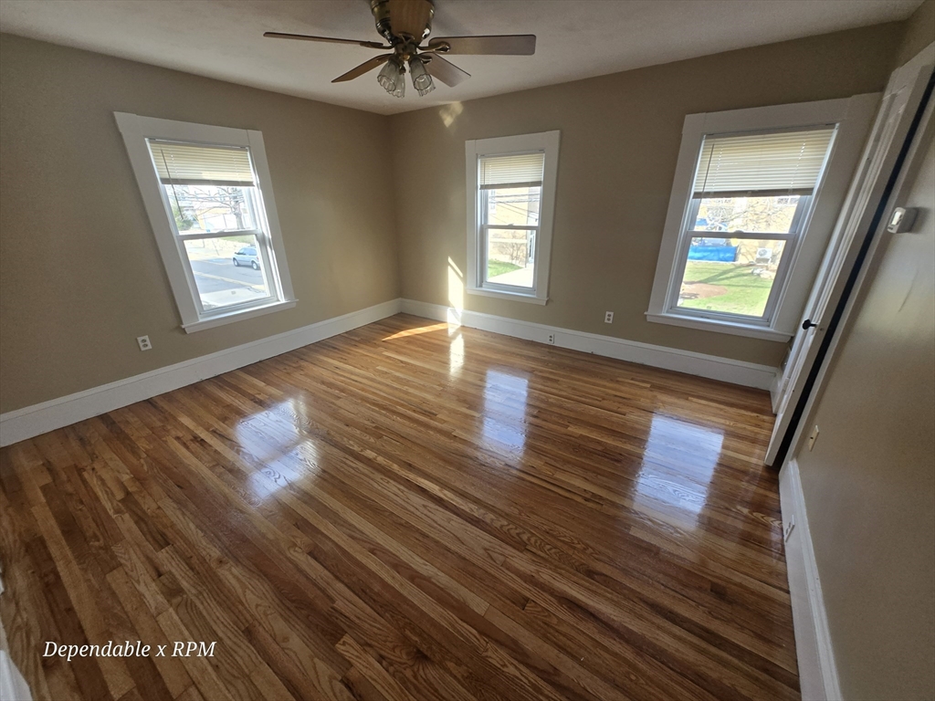 234 Nahantan St 1
