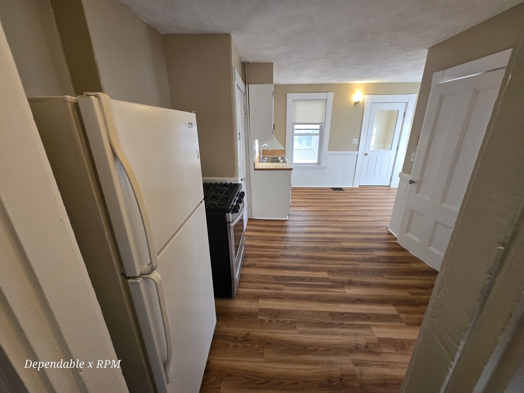 234 Nahantan St 1