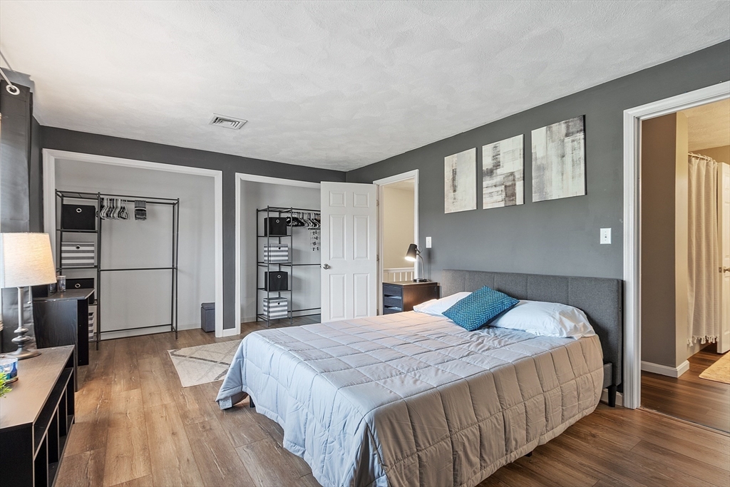 Tewksbury, Massachusetts 01876, United States, 2 Bedrooms Bedrooms, ,2 BathroomsBathrooms,Residential,Active,159891