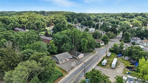 25 Yelle St Chicopee MA 01013