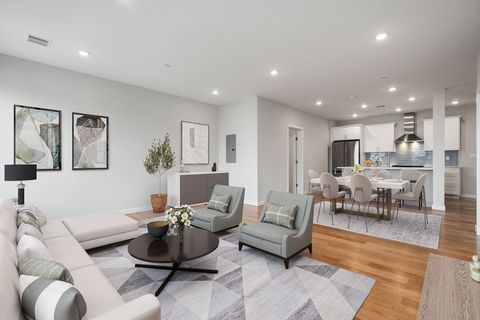 267 Old Colony 308 Boston MA 02127