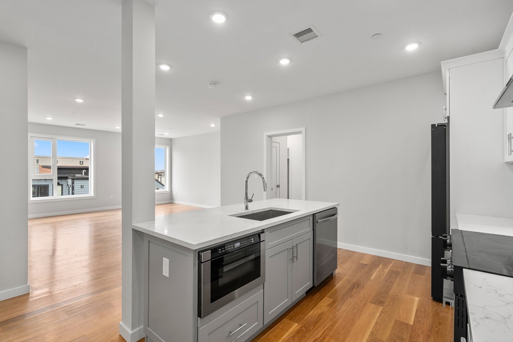 267 Old Colony 308