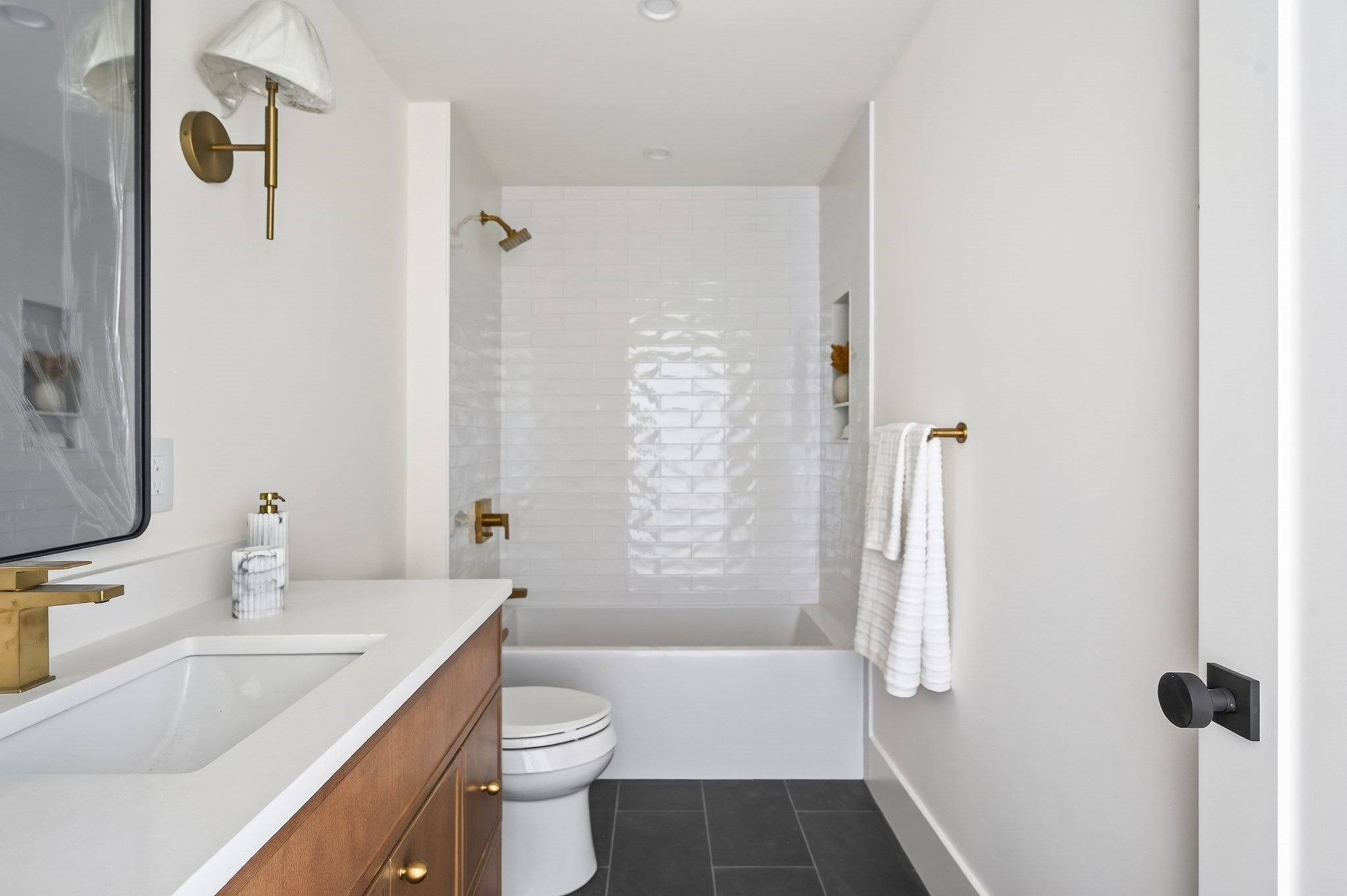 4471 Washington #U:4, Boston, MA, 4471 Washington #U:4, Boston, MA Photo #11