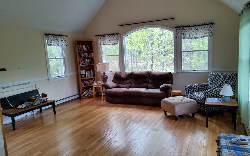 144 Bakers Pond Rd