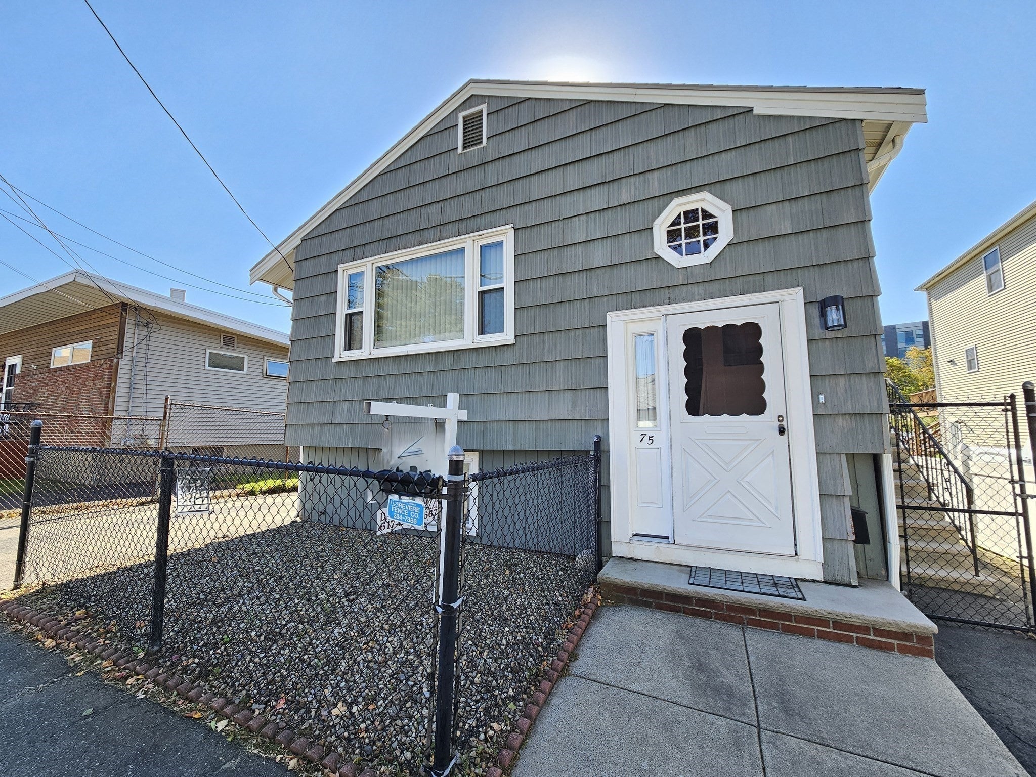 75 Standish Rd