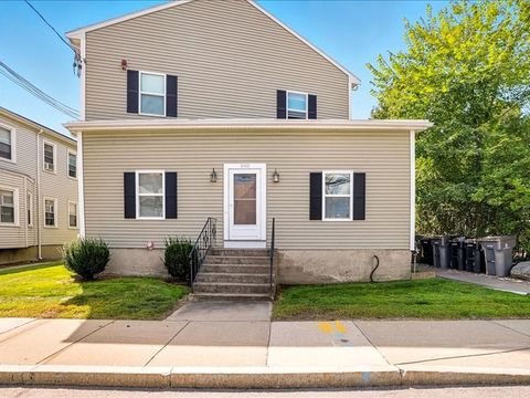 848 Waverley St Framingham MA 01702