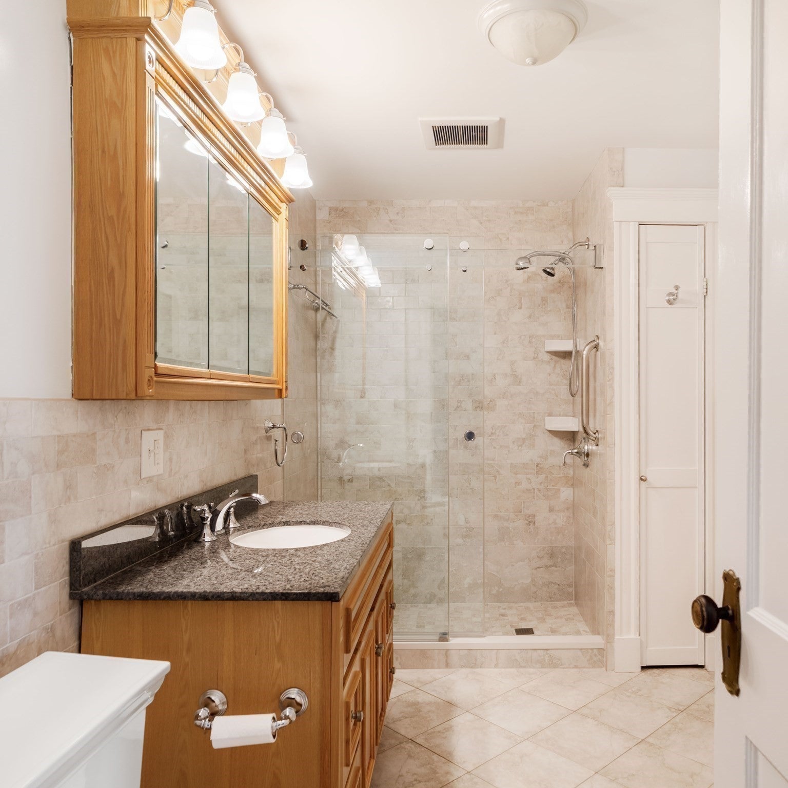 2-4 Peabody Rd #2, Stoneham, MA, 2-4 Peabody Rd #2, Stoneham, MA Photo #9